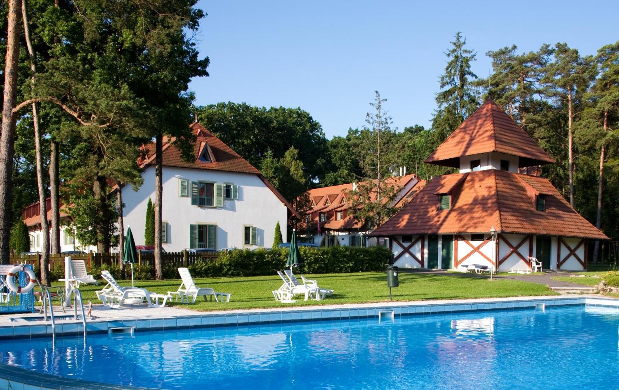 Abbazia Country Club Hotel Nemesnép Exterior foto