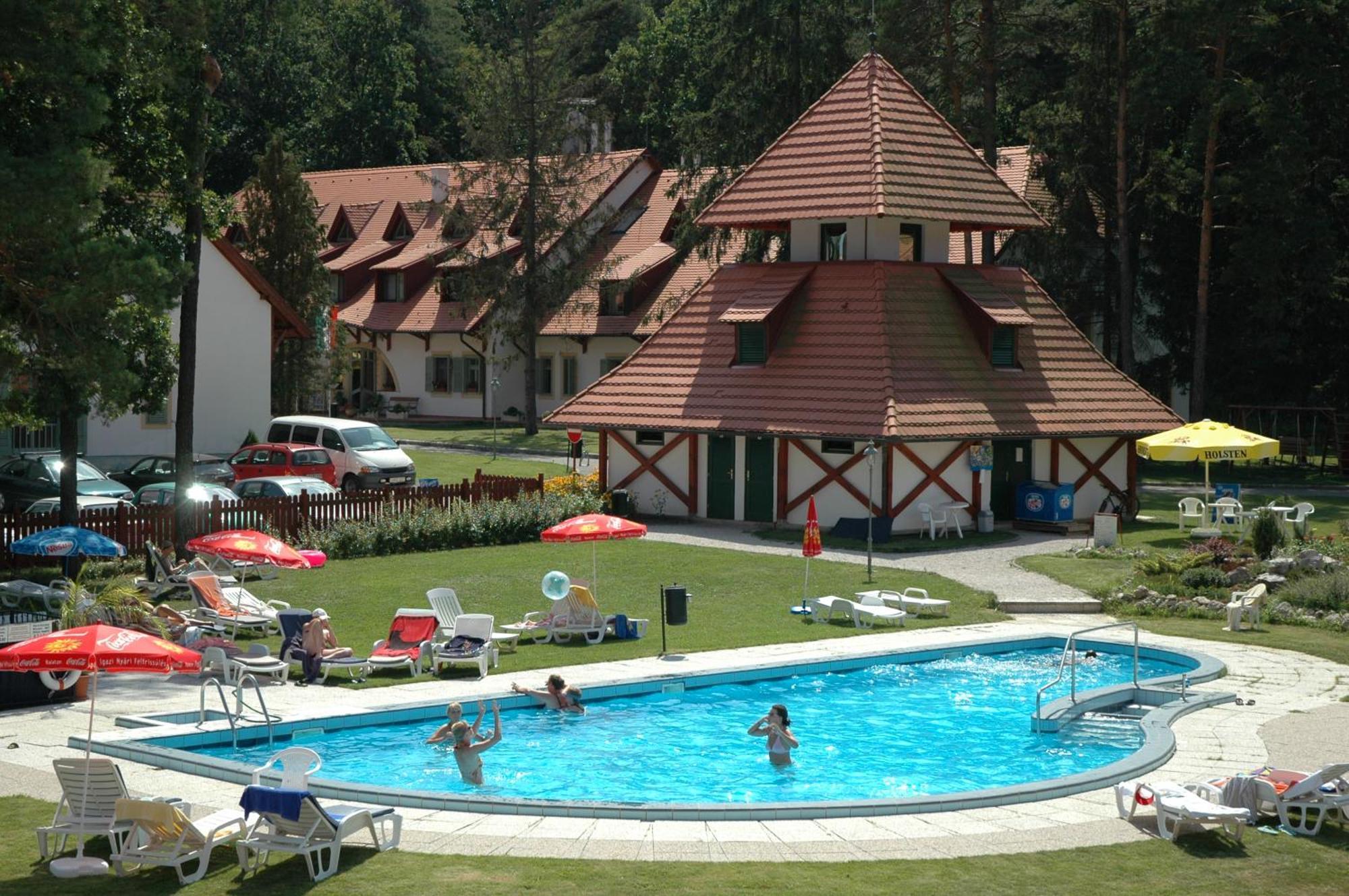 Abbazia Country Club Hotel Nemesnép Exterior foto